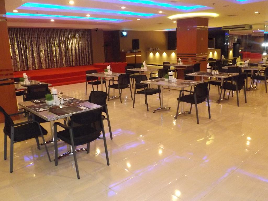 Quin Centro Hotel פאלמבאנג מראה חיצוני תמונה
